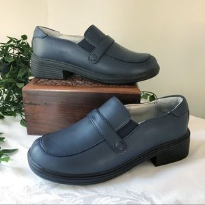 School Issue Girl’s Navy Blue Shoes School Uniform Size 2.5